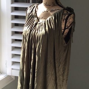 Anthropologie tank top